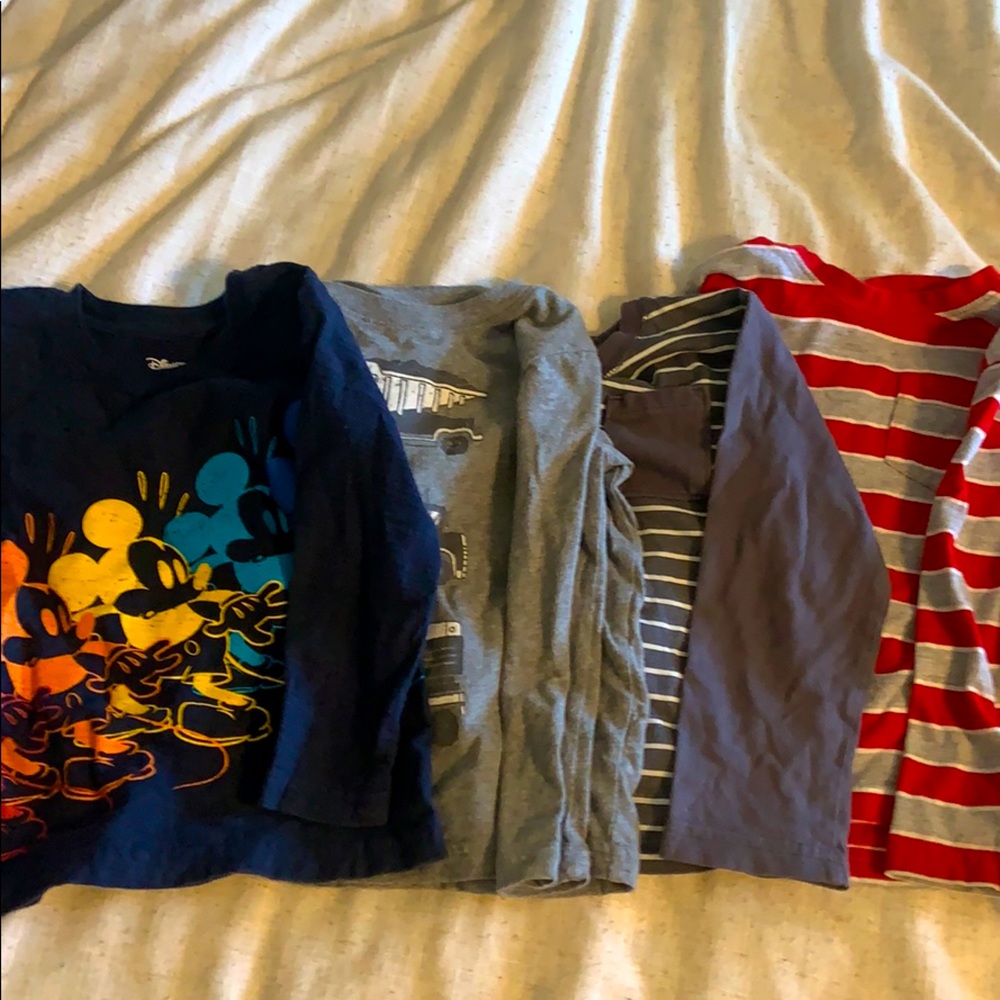 Bundle of boys tops